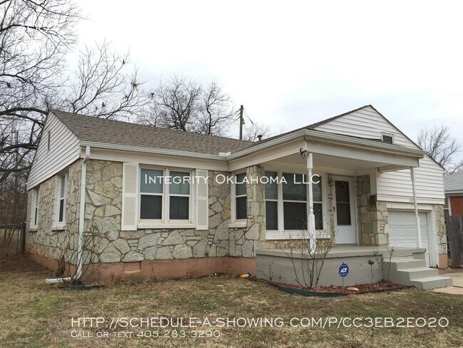 Building Photo - 4004 NW 27th St