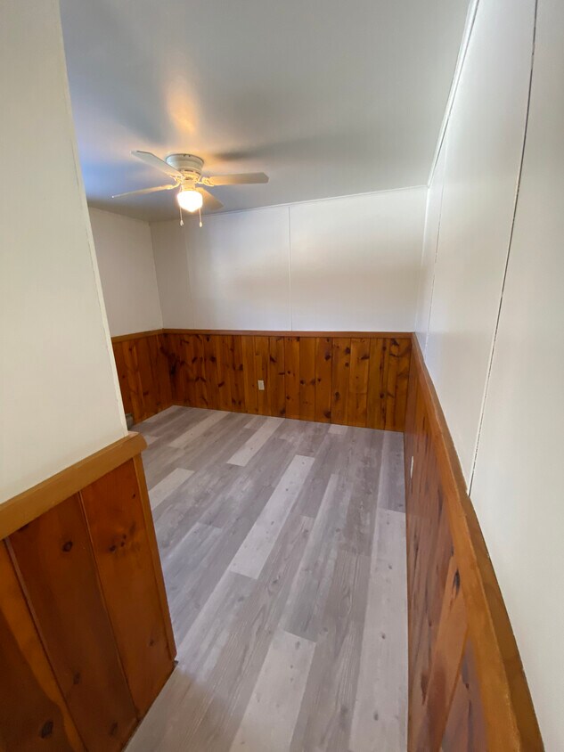 Bedroom - 1014 3rd Ave