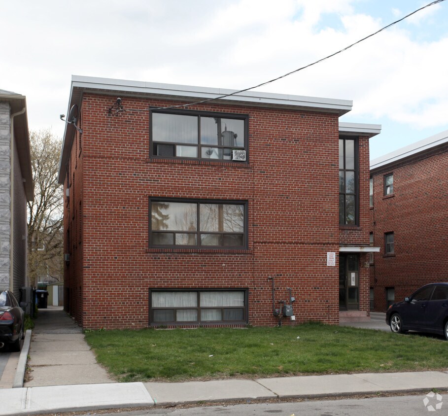 Photo du bâtiment - 106 Grandville Ave