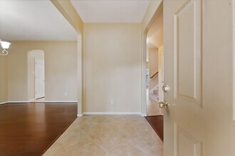 Building Photo - 23806 Spring Way Dr