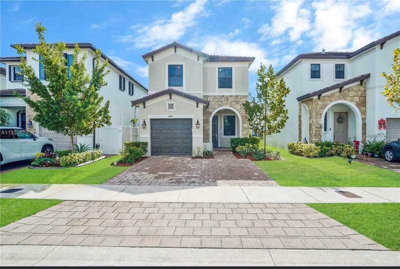 Photo - 3440 W 110th St (Hialeah, FL)