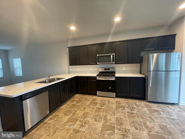 Foto del edificio - 301 Starry Way Dr