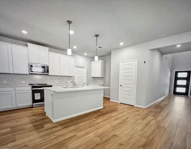 Building Photo - 18516 Amber Pine Ct