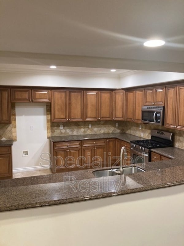 Foto del edificio - 10921 Whipple St