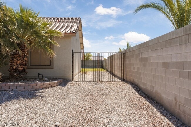 Building Photo - 5220 Don Alberto Ct