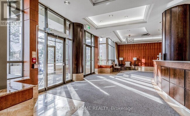 Building Photo - 55 Strathaven Dr