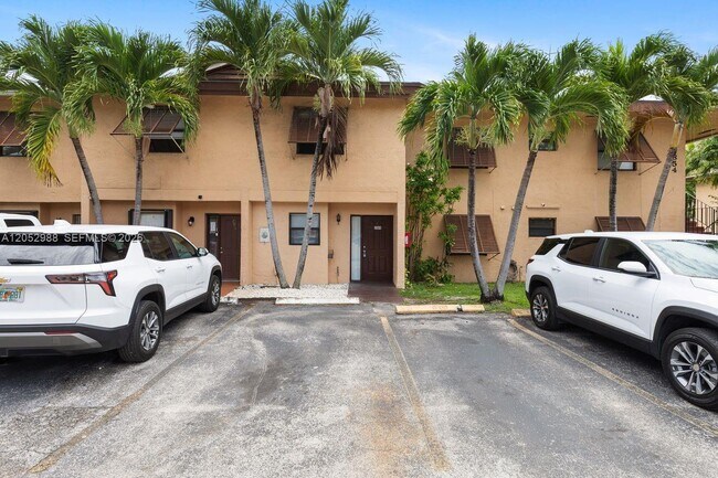 Foto del edificio - 6854 NW 173rd Dr