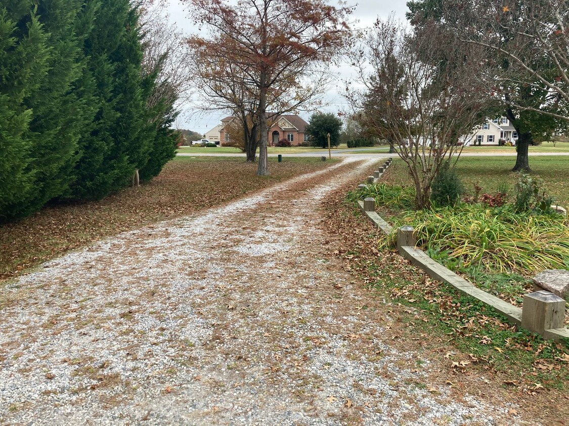 Primary Photo - 1225 Sanderson Rd