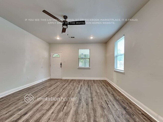 Foto del edificio - 227 W Suffolk Ave