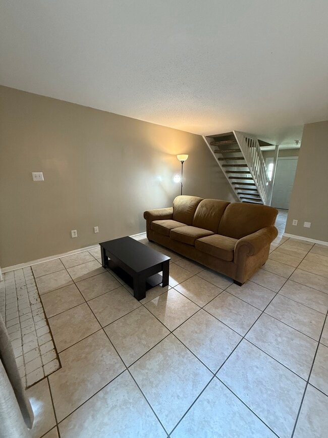 Foto del edificio - 6701 Dickens Ferry Rd