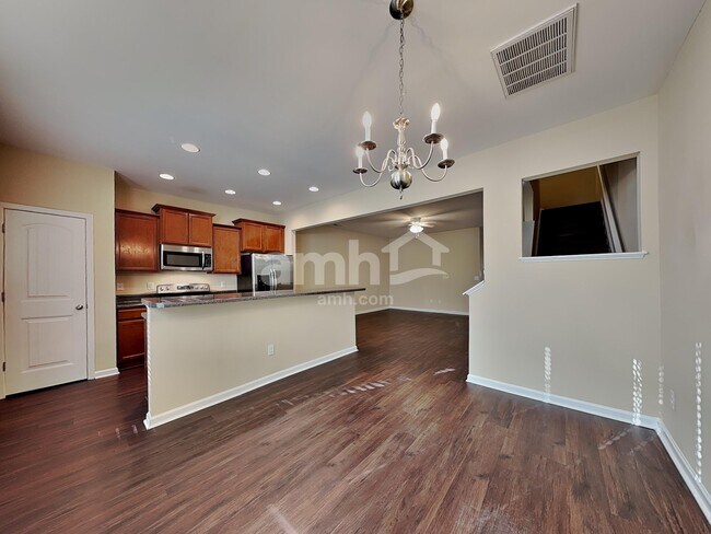 Foto del edificio - 14308 Foxcroft Rd