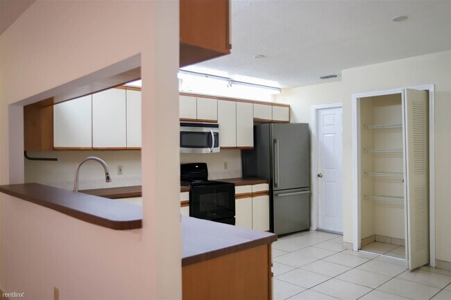 Building Photo - 3 br, 2 bath House - 10142 Cheshunt Drive