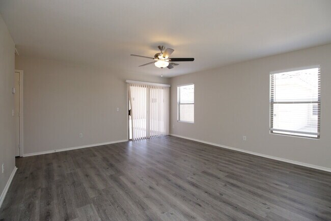 Building Photo - 1307 S San Vincente Ct