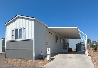 Building Photo - 5510 Clark Rd