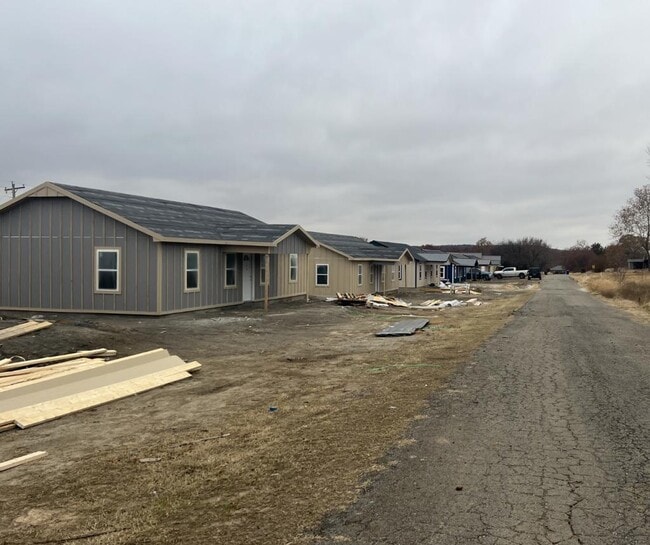 Building Photo - 783 Choctaw Dr