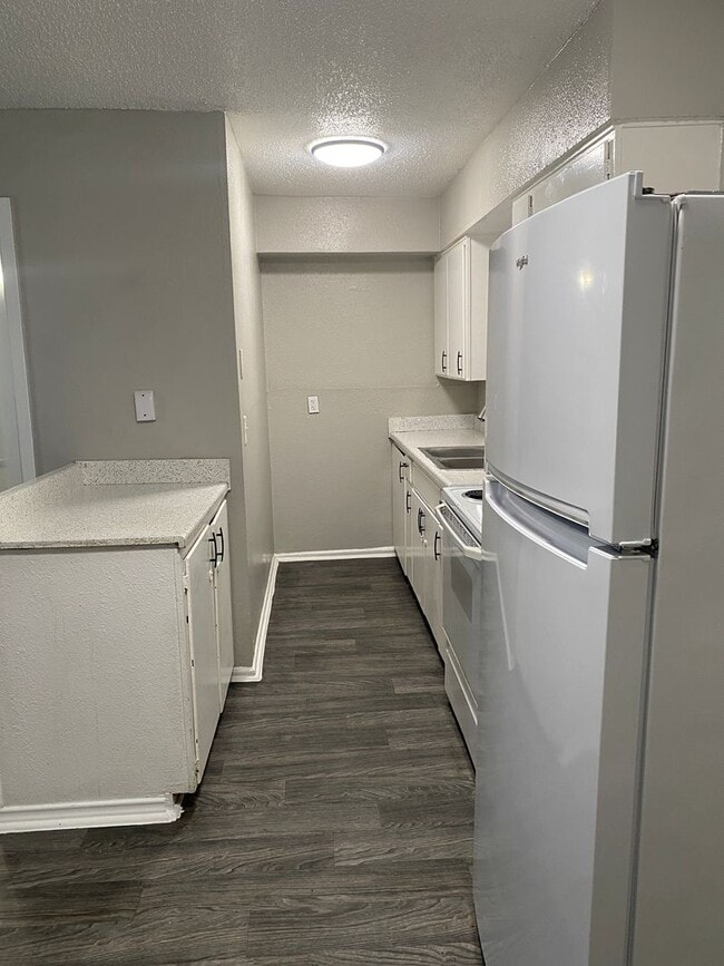 Photo - SOUTH PARK APARTMENTS