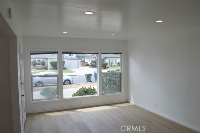 Foto del edificio - 1303 W 146th St