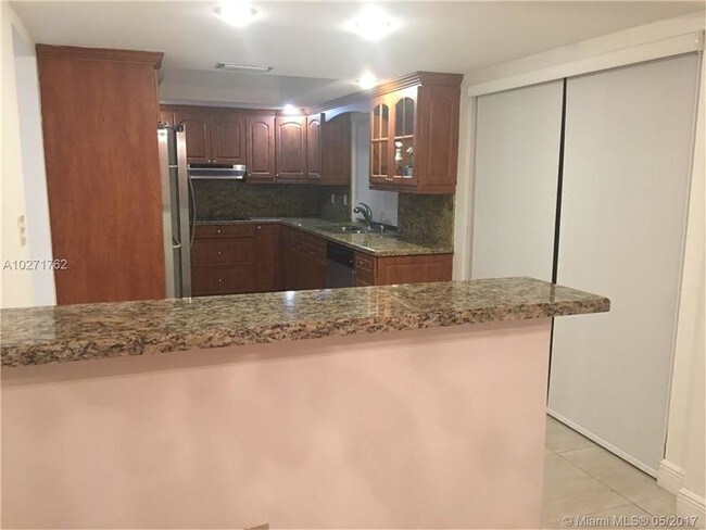 Building Photo - 2190 NE 120th St