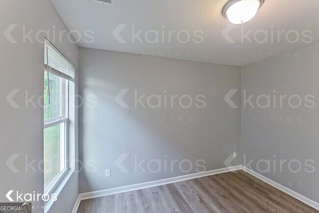 Foto del edificio - 236 Fox Chase Wy