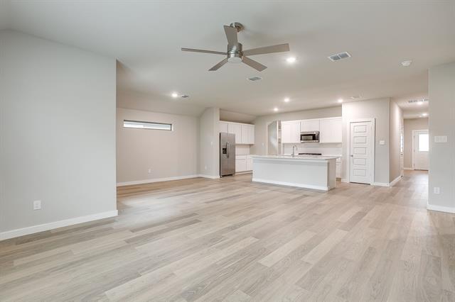Foto del edificio - 15009 Cactus Blossom Blvd