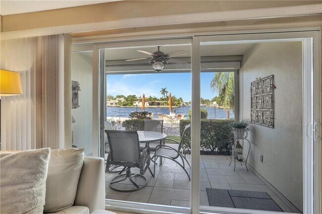 Foto del edificio - 505 N Riverside Dr