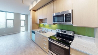 Interior Photo - Brio