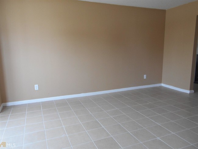 Building Photo - 2283 Eagles Nest Cir