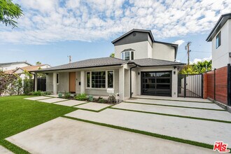 Building Photo - 5110 Garden Grove Ave