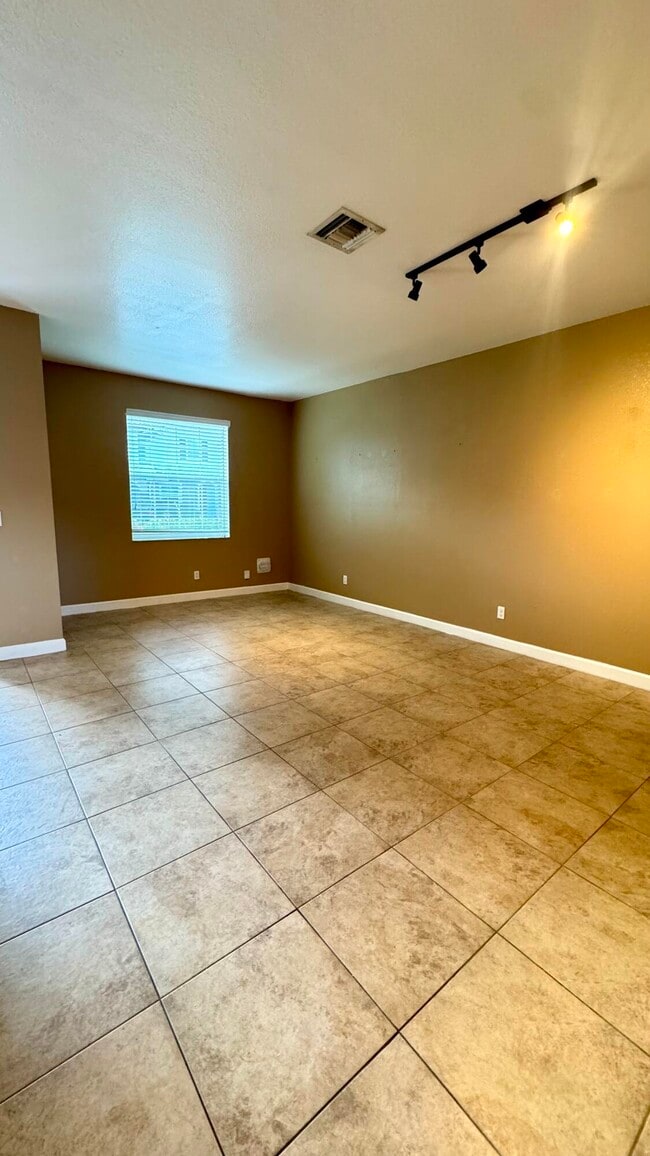 Foto del edificio - 4324 Maybelle Ln