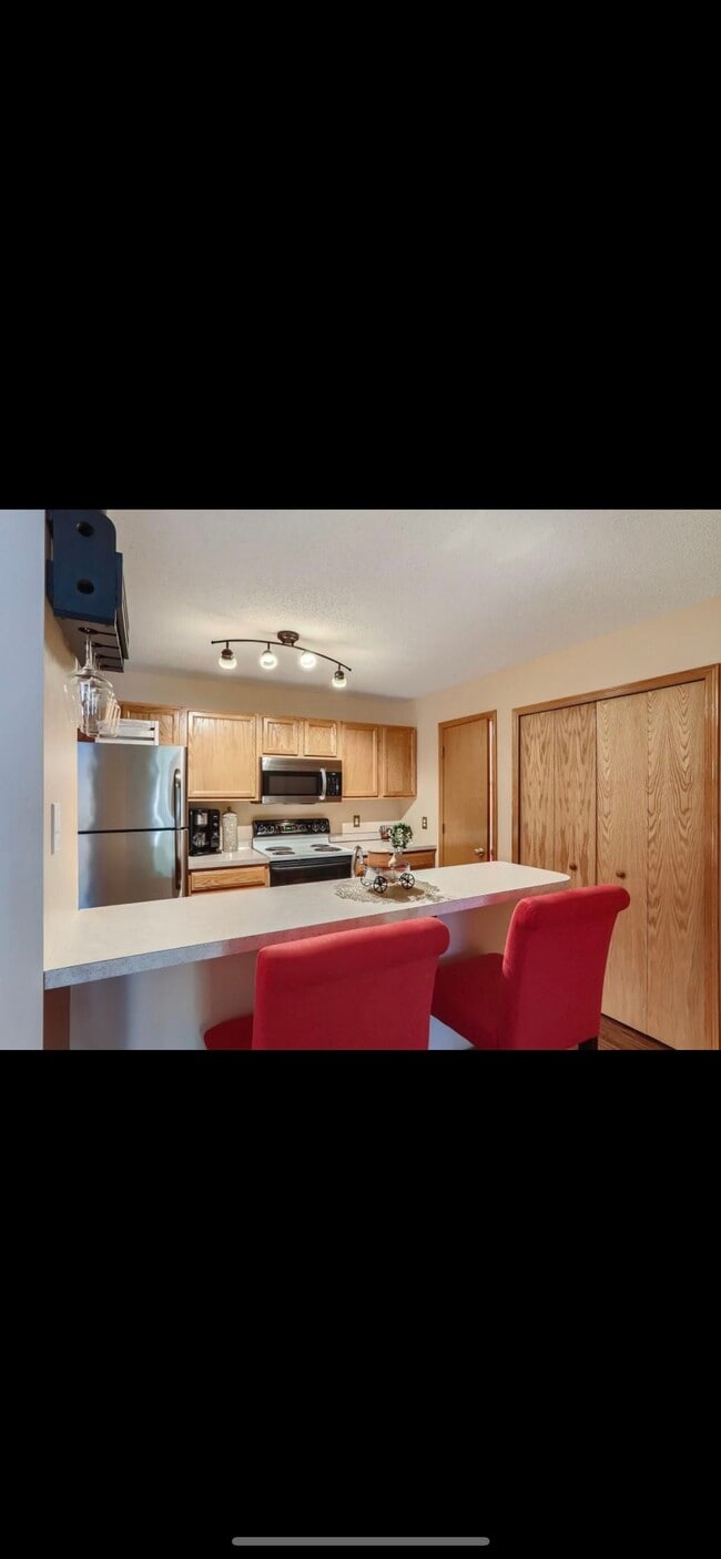 Foto del edificio - 7080 Quarry Ave NE