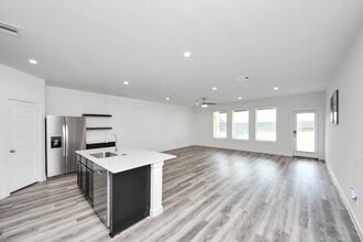 Building Photo - 12326 Basilwood Dr