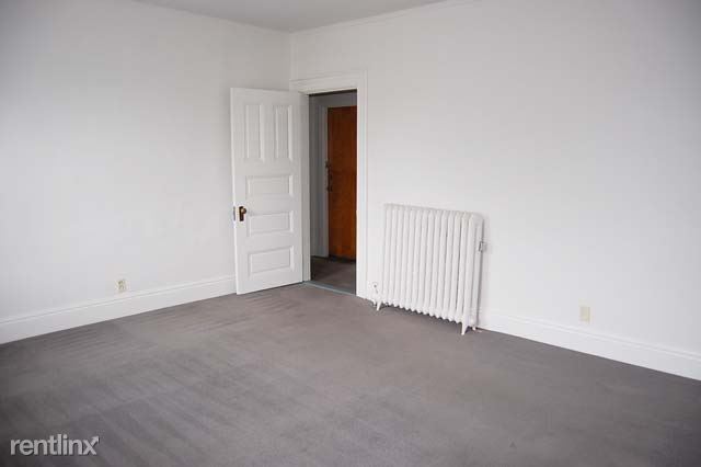 Building Photo - 1 br, 1 bath Condo - 1704 Broad St 2 Unit 2