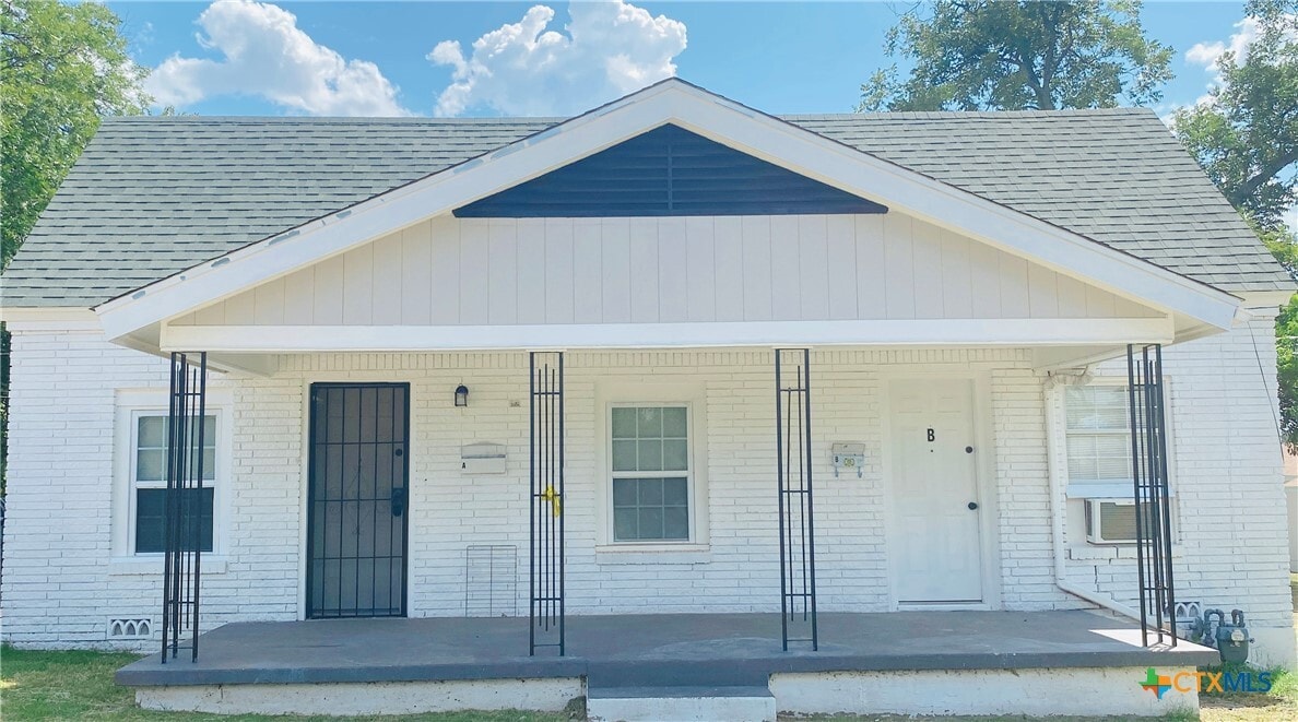 Primary Photo - 108 W Church Ave