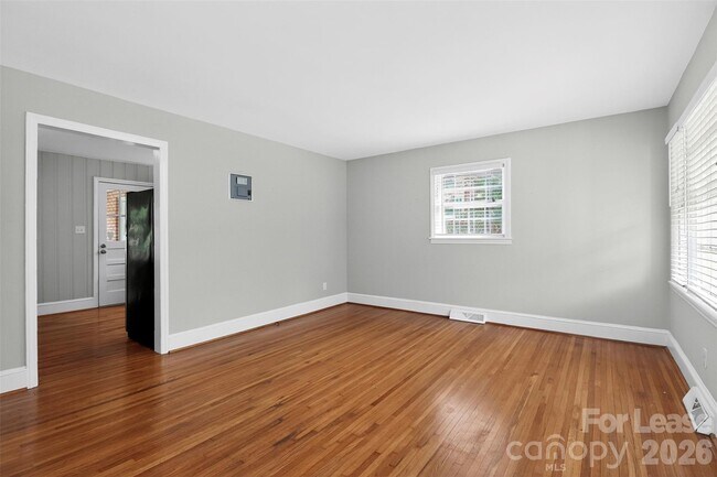 Foto del edificio - 2309 Lanier Ave