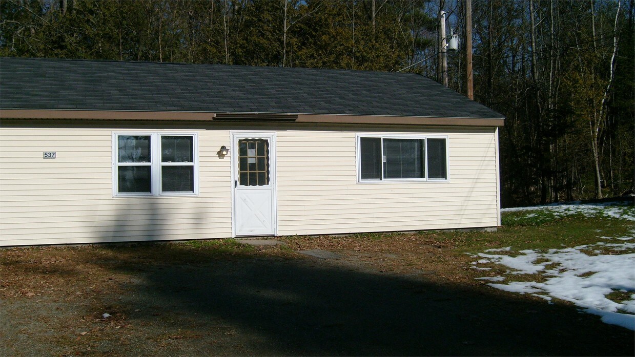 Foto del edificio - 527 Hinckley Rd