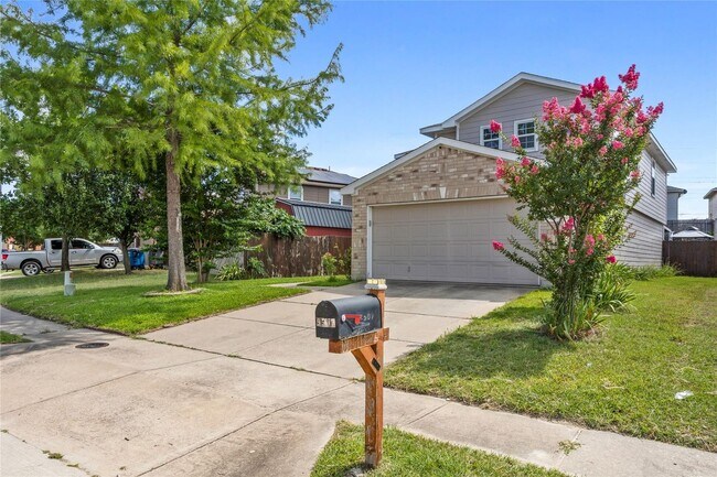 Foto del edificio - Spacious 3 Bedroom, 2.5 Bath Home Ready fo...