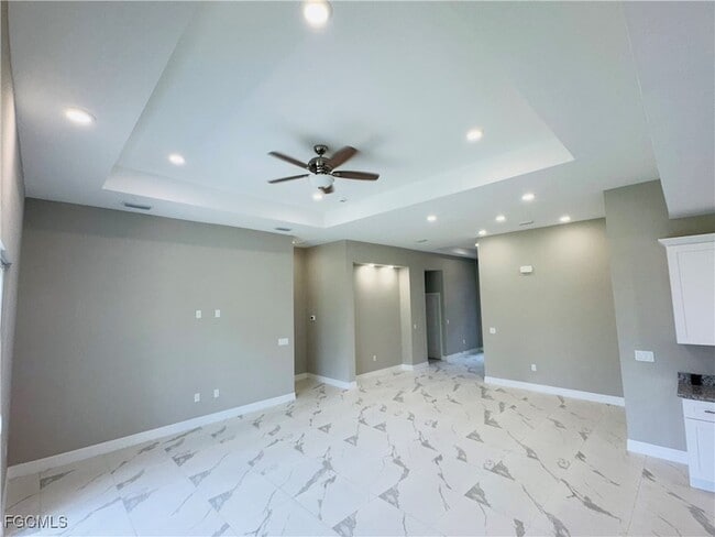 Foto del edificio - 543 McArthur Blvd