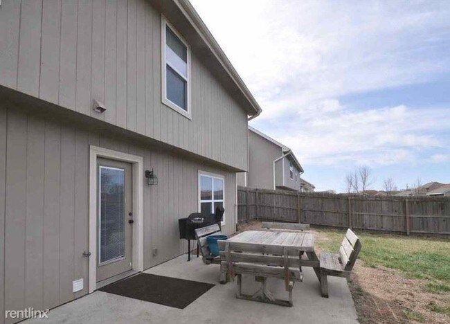 Building Photo - 4 br, 3 bath House - 4331 SW Misty Harbor Dr