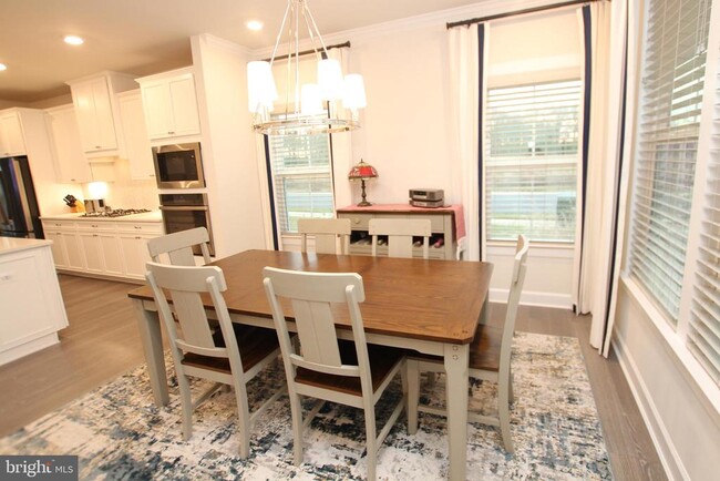 Foto del edificio - 33902 Cromwell Dr