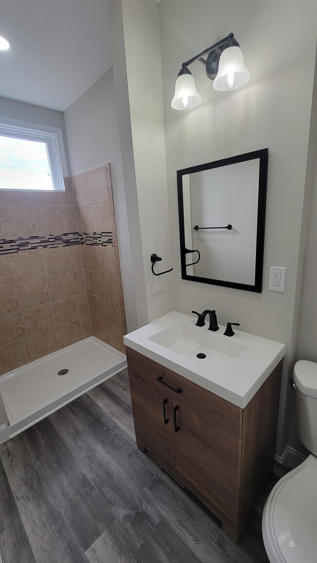bath - 1115 N Calvert St
