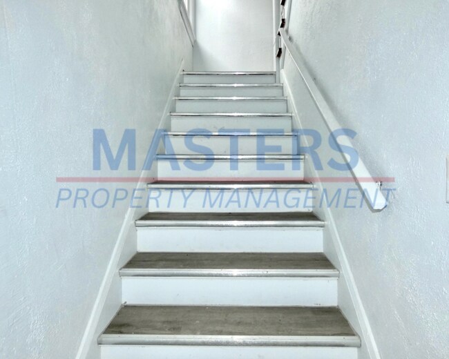 Building Photo - 425 Boston Pl