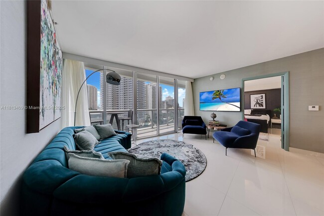 Building Photo - 465 Brickell Ave