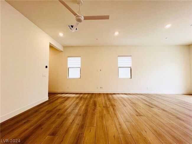 Building Photo - 11837 Pied Harrier Ave