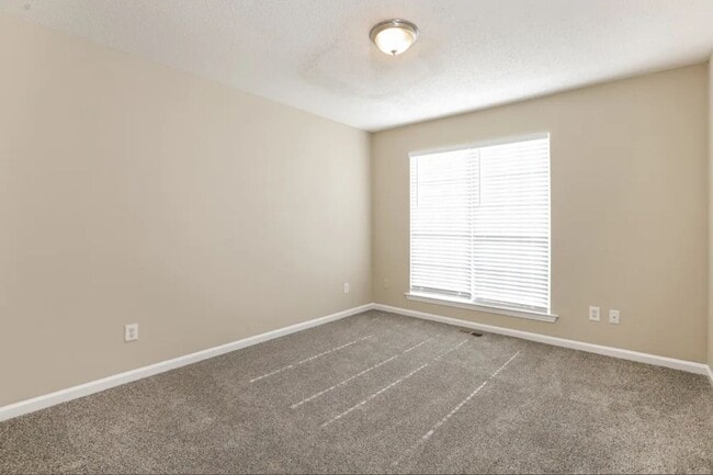 Building Photo - 4216 Sturbridge Dr