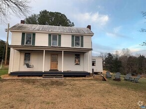 Building Photo - 143 Grand View Ln