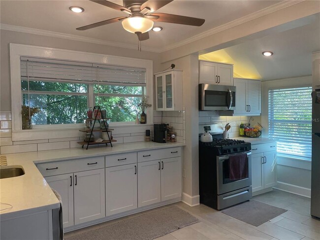 Foto del edificio - 2624 12th St N