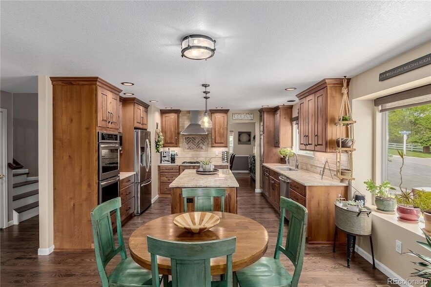 Building Photo - 20182 E Maplewood Pl