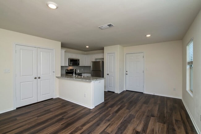 Building Photo - COMING SOON! 3 BEDROOM DUPLEX LOCATED IN WHITERIGHT, TEXAS!