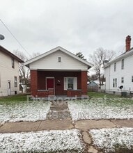 Building Photo - 1104 14th Ave