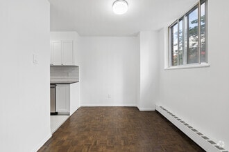 1BR, 1BA - 613SF - Dining Room - 80 Cosburn Avenue